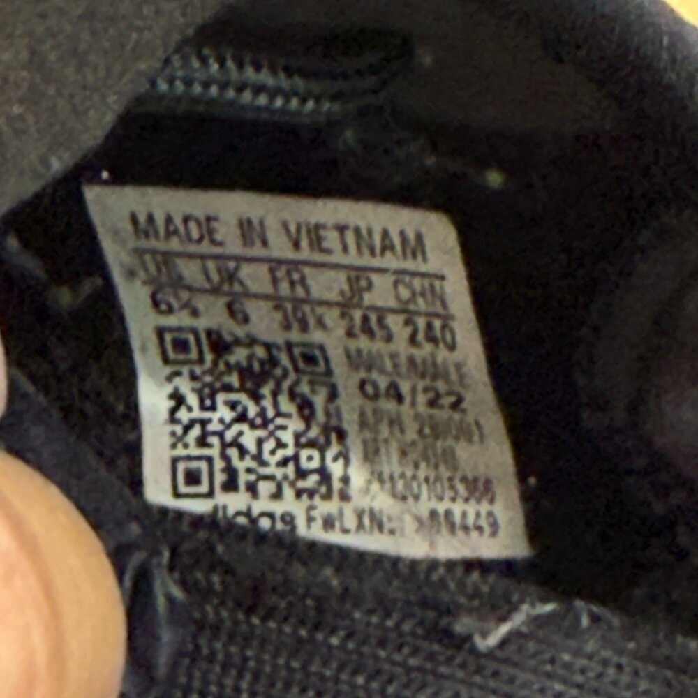 YEEZY BOOST 350 V2 HQ4540 ONYX/ONYX/ONYX - Picture 2 of 10